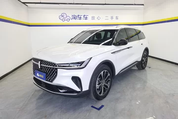 2023款 2.0T 四驱尊逸版